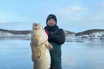 Fikk monsterfisk på kroken