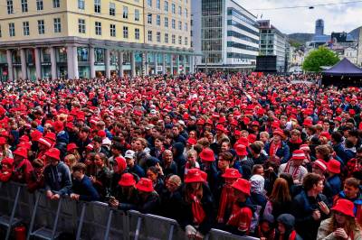 Etterlyser VM  på storskjerm i sentrum. Kommunen sier nei.