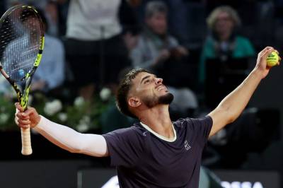 Sjokktap for Djokovic mot 20-åring i Roma