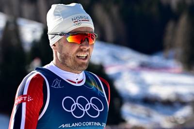 Emil Iversen står over femmila i Holmenkollen