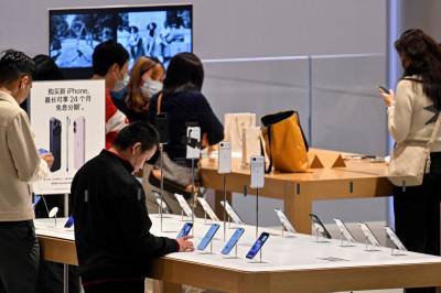 KI-panikk hos Apple og Samsung: – Den siste gylne muligheten