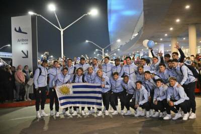 Flykaos for Uruguay – skylder på Fifa