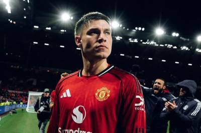 Manchester United stjerne som «presser på for å dra» er ønsket av Premier League gigant