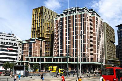 Brudd i meklingen - Går ut i streik