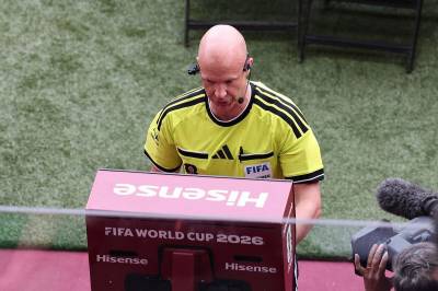Fifa-tabbe: VAR-samtale med dommeren ble sendt direkte på TV