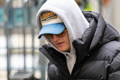 Preget Høiby i vitneboksen: – Jeg kan ikke helt forstå det