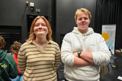 width=device-width, initial-scale=1