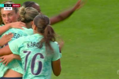 Linari scorer mot Manchester United