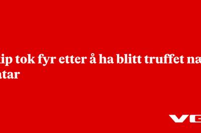 Skip tok fyr etter å ha blitt truffet nær Qatar