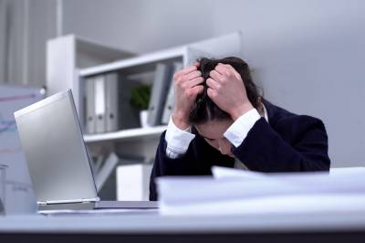 Studie: Slik kan KI føre til utbrenthet på arbeidsplassen