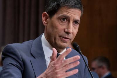 USA: Senatskomité godkjenner Kevin Warsh som ny sentralbanksjef