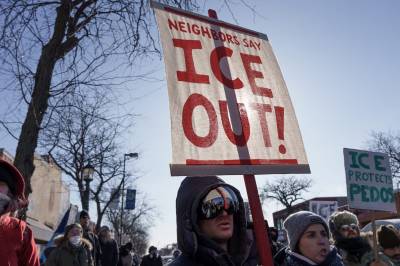 USA splittes etter dødsfall i Minneapolis
