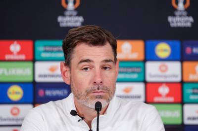 Freser mot exit-rykter: – Lei av det her